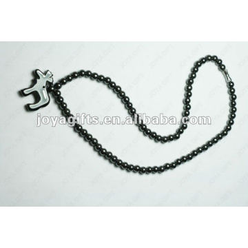 Collier à perles ovales magnétiques avec hématite